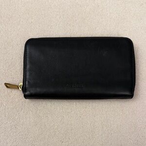 Fossil Black Leather Wallet with Gold Zipper ✨ LIVE SHOW ITEM ✨